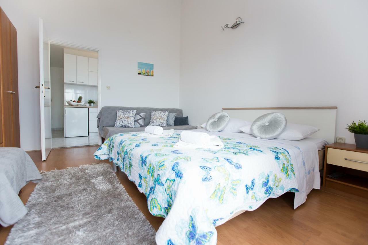 Apartments Rudi Lokva Rogoznica Eksteriør billede
