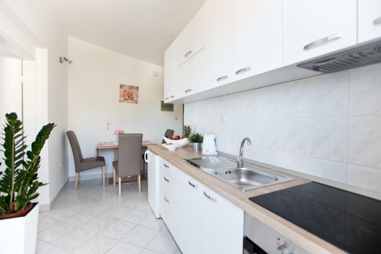 Apartments Rudi Lokva Rogoznica Eksteriør billede